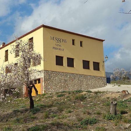 Hostal Restaurant Mussons Vins Poboleda Zewnętrze zdjęcie